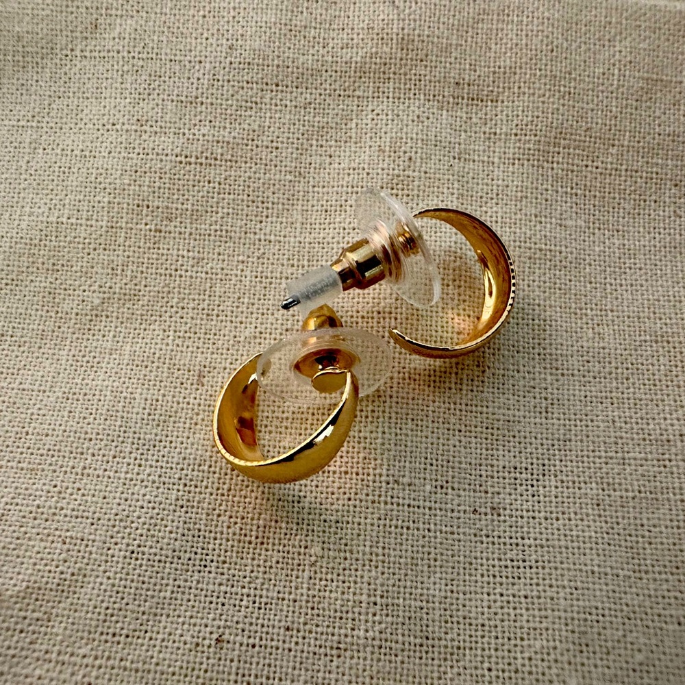 Mini Golden Hoops